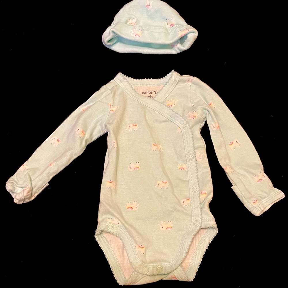 ***SOLD*** 2 piece outfit for newborn